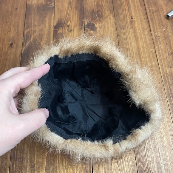 Vintage Brown Fur 50’s style hat - Picture 6 of 6
